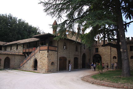 Tabiano, Cour intérieure du château