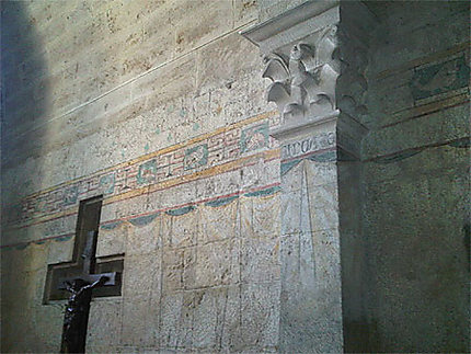 Intérieur de la cathédrale Saint-Mammès