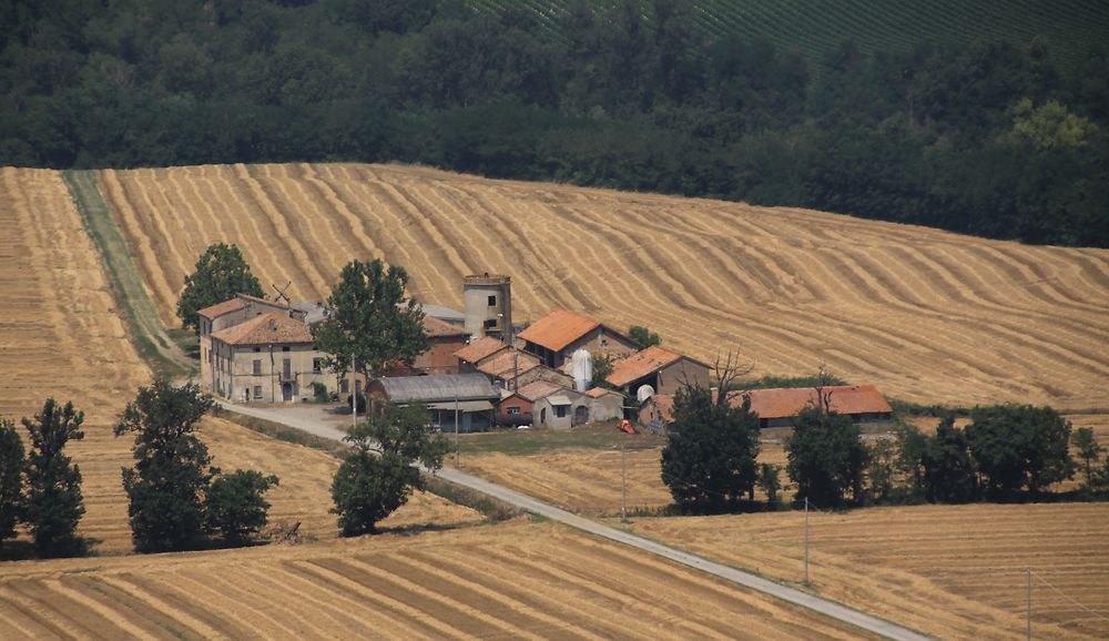 Campagne vue du château de Scipione