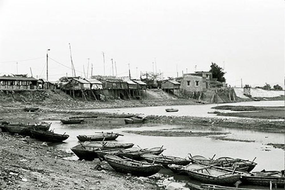 Les bords de la rivière Thuong