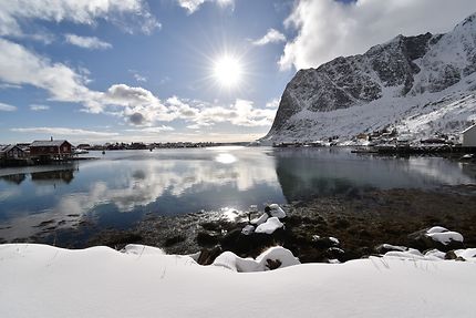 Village de pêcheurs de Reine, îles Lofoten