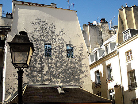 Fausses fenêtres place St André des Arts