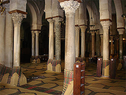 Salle de prière de la Grande mosquée
