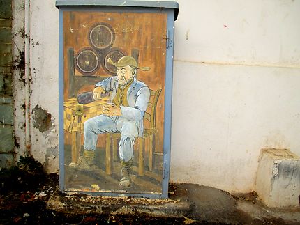 Fresque décorative dans le vieux quartier de Malia