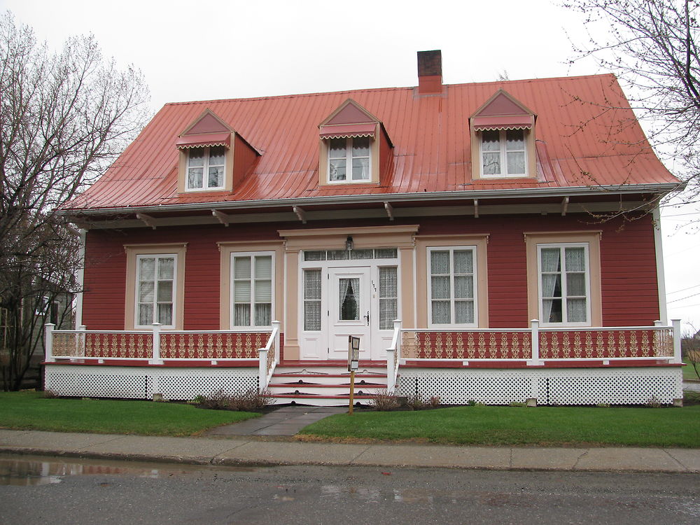 Maison centenaire à L'Îslet-sur-Mer