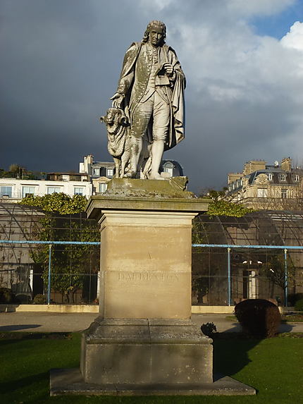 Statue de Daubenton (Jardin d'acclimatation)