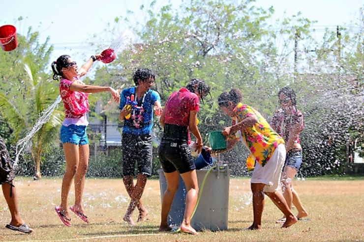 Songkran (Nouvel An bouddhique ou festival des eaux) en Thaïlande