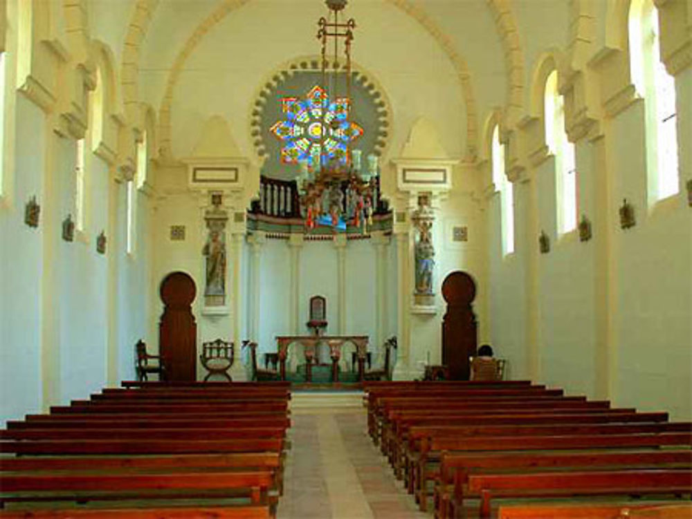 Village de l'Herbe (Bassin d'Arachon) l'intérieur de la Chapelle Ste Marie du Cap