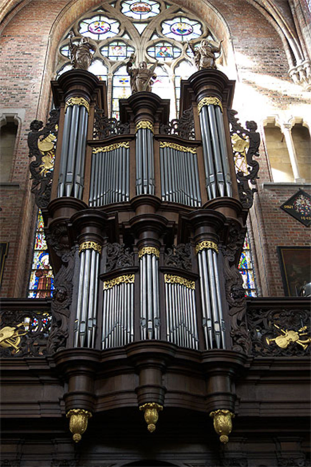 Orgue, église Ste-Walburge, Furnes, Belgique