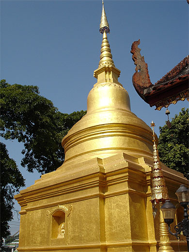 Chedi doré Chedi doré