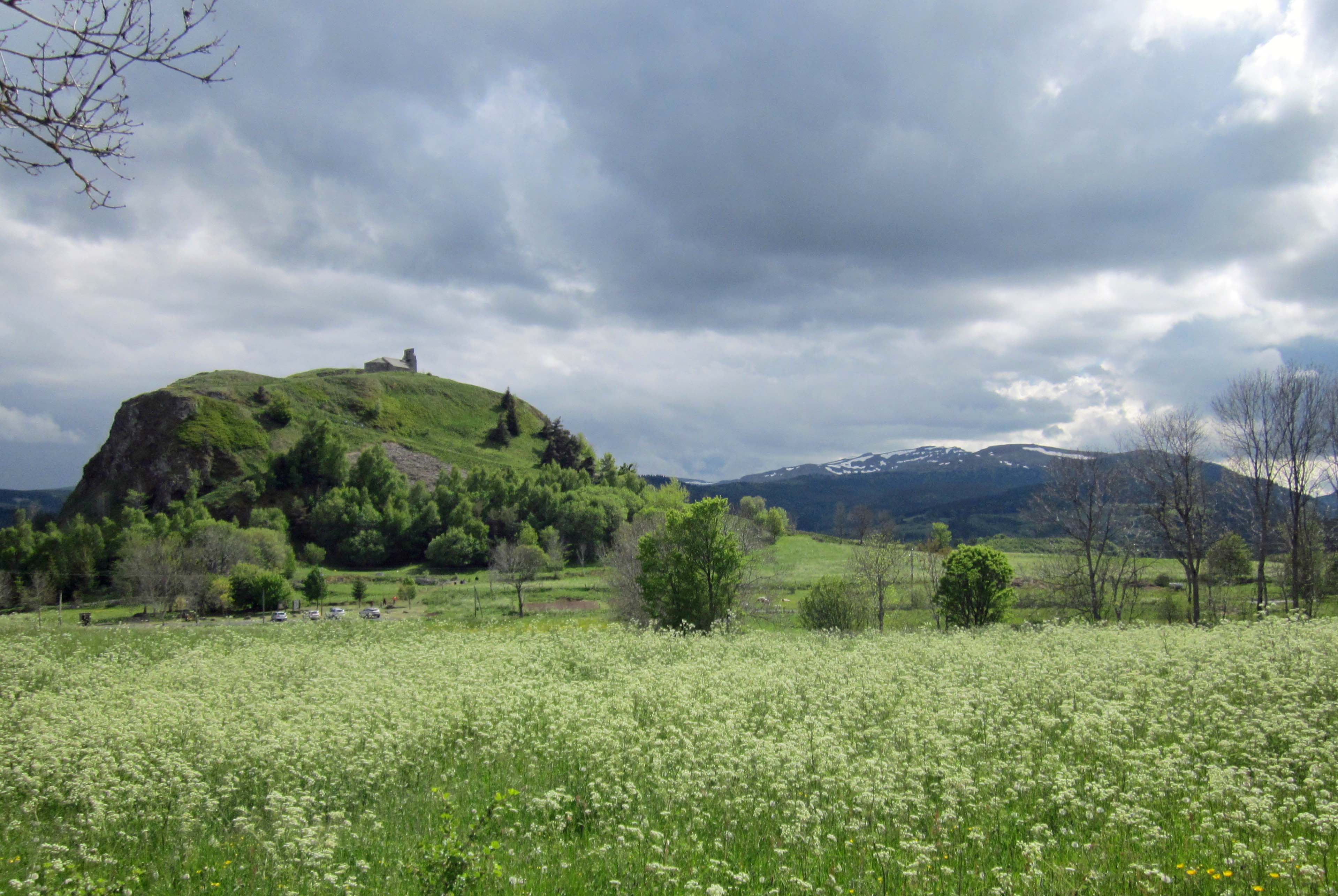 Chapelle Saint-Antoine et Plomb du Cantal Chapelle Saint-Antoine et Plomb du Cantal