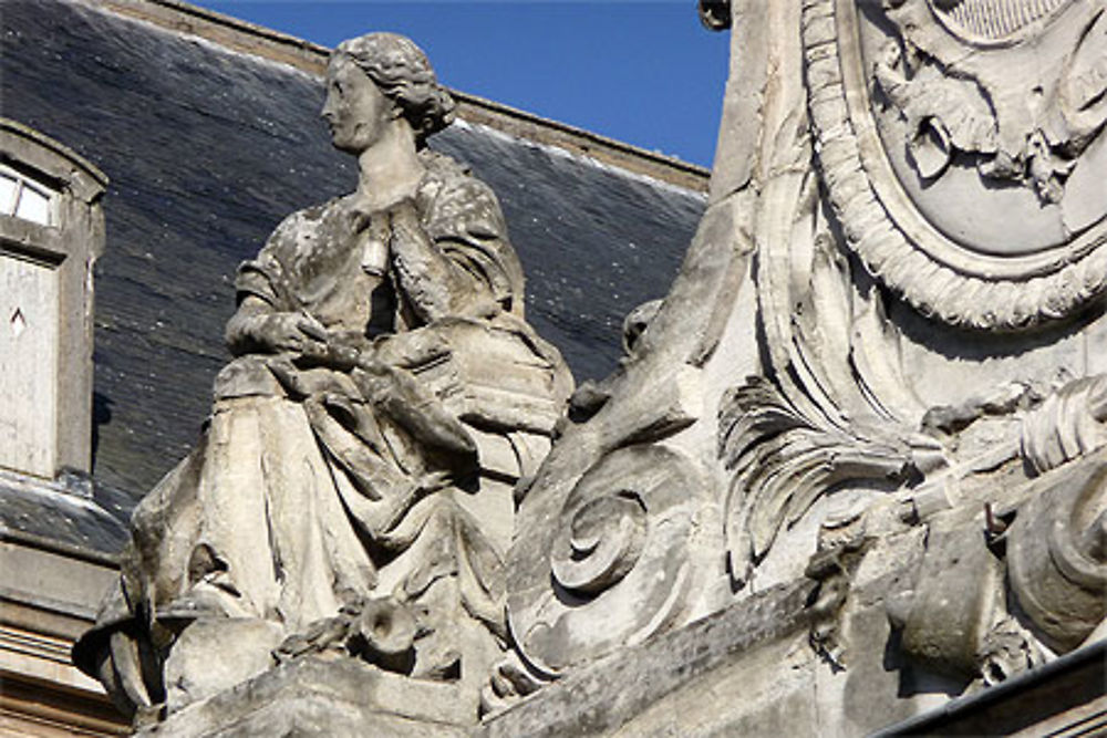 Porche d'entrée, abbaye St-Vaast, Arras