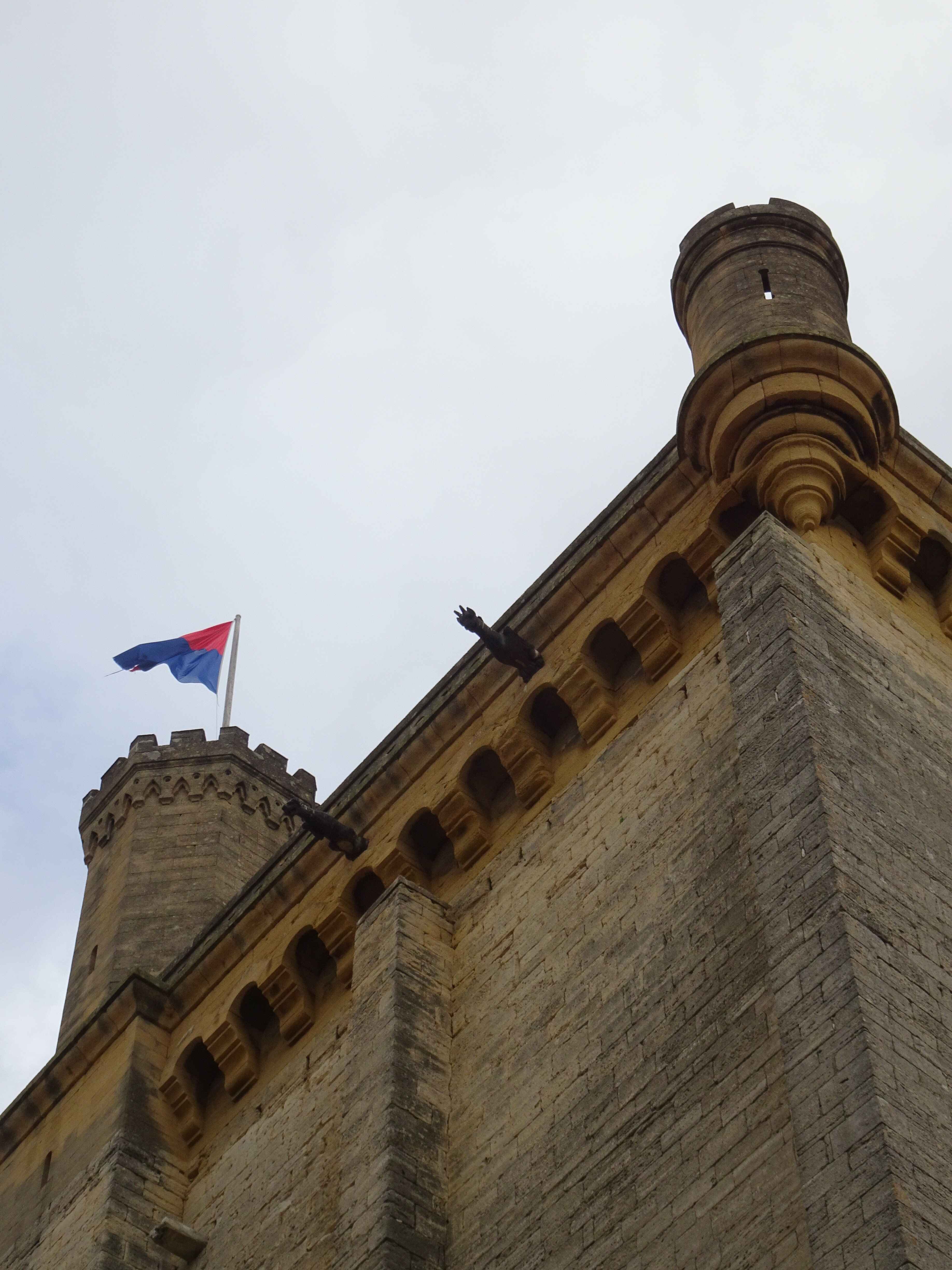 Drapeau du duché d'Uzès Drapeau du duché d'Uzès