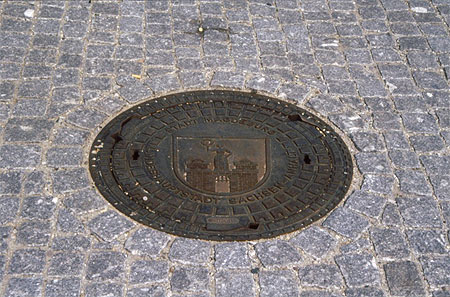 Plaque d'égout Plaque d'égout
