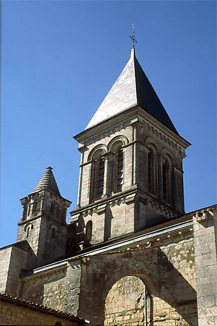 Le clocher de l'abbaye Saint-Vincent