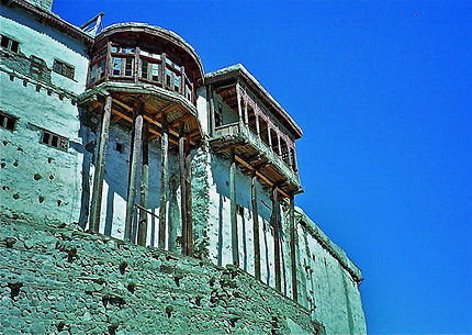 Balcons en bois du fort de Hunza