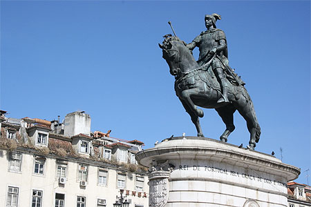 Europe, Portugal, Lisbon, Baixa, Rossio, Figueira Square, Dom Joao I statue  - SuperStock