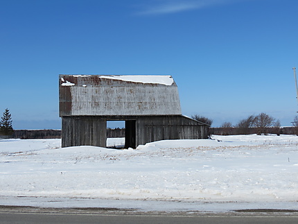 Grange à St-Anaclet-de-Lessard