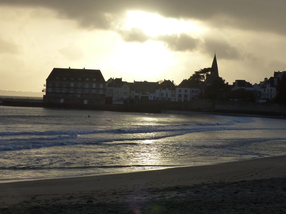 Larmor-Plage au coucher de soleil 