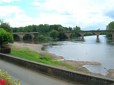 Confluent de la Dordogne et de la Vézère Confluent de la Dordogne et de la Vézère