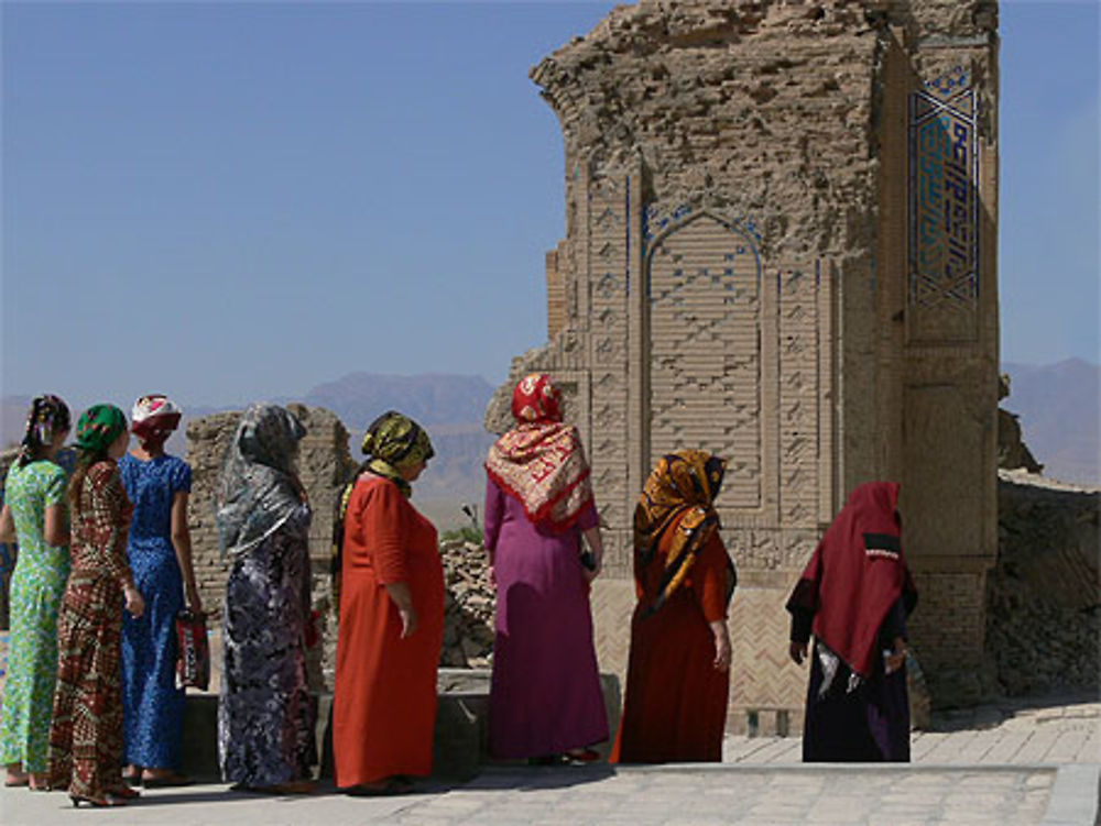 Femmes en pélerinage à Arau