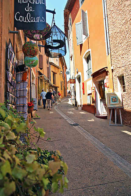 Une ruelle de Roussillon