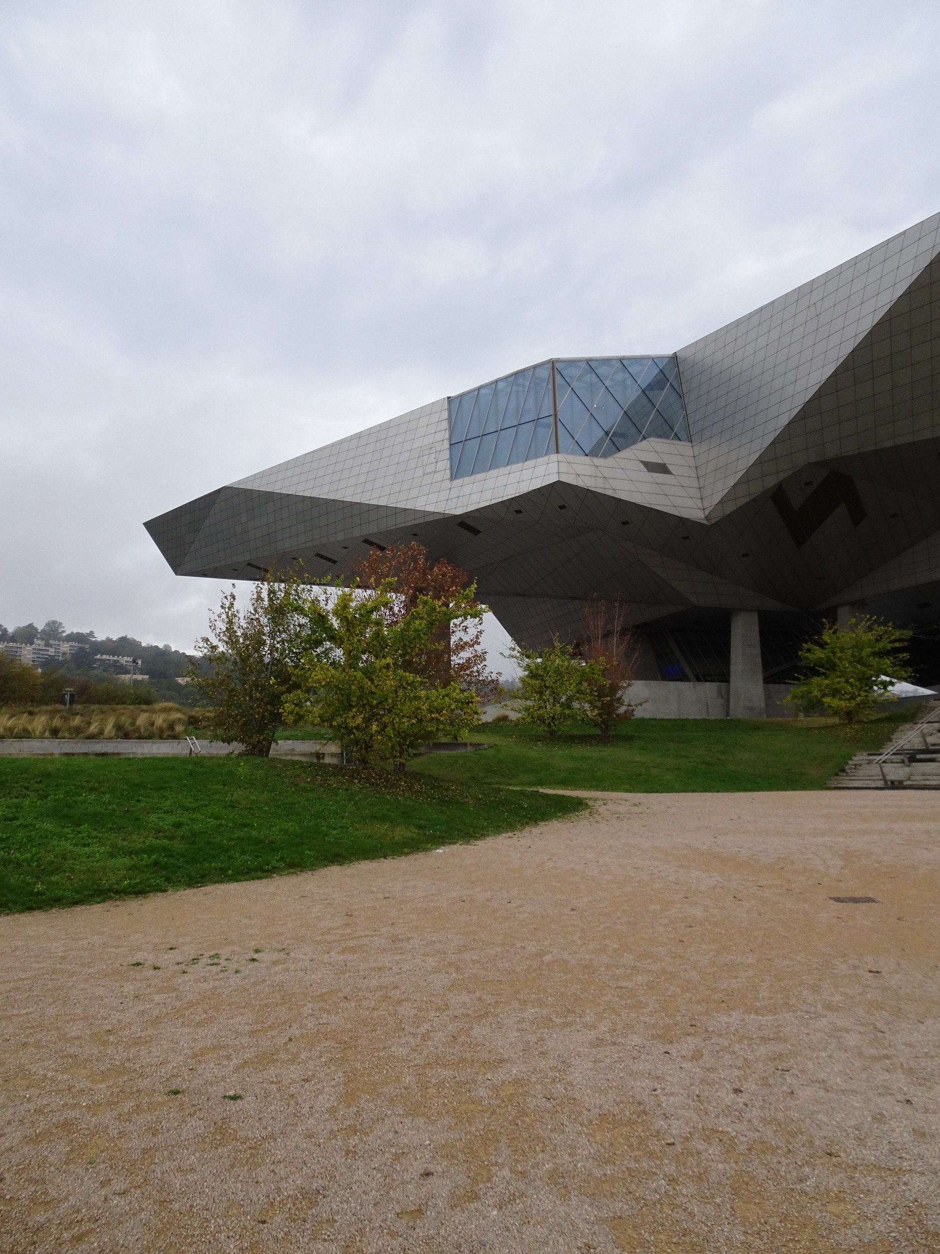 Jardin Du Musée Des Confluences : Musée Des Confluences : Presqu'île ...