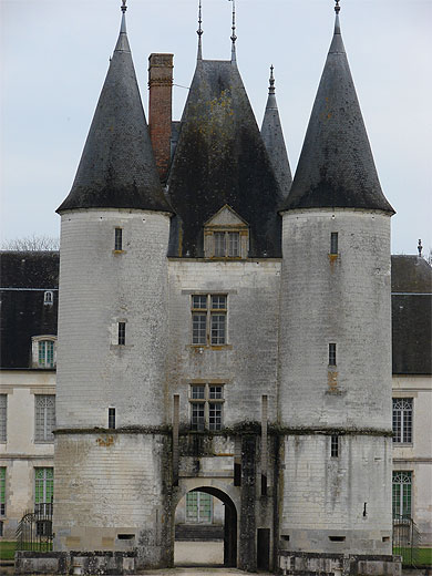 Château de Dampierre Château de Dampierre