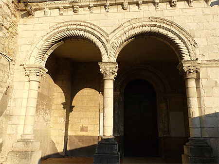 Eglise du donjon Eglise du donjon