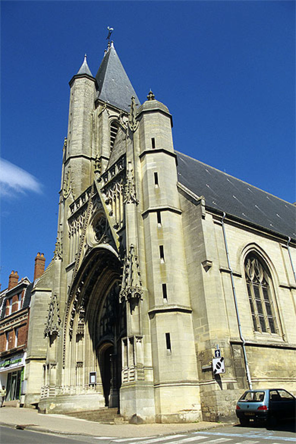 Eglise du St-Sépulcre, Montdidier