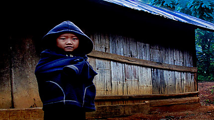 Petit matin dans un village Hmong