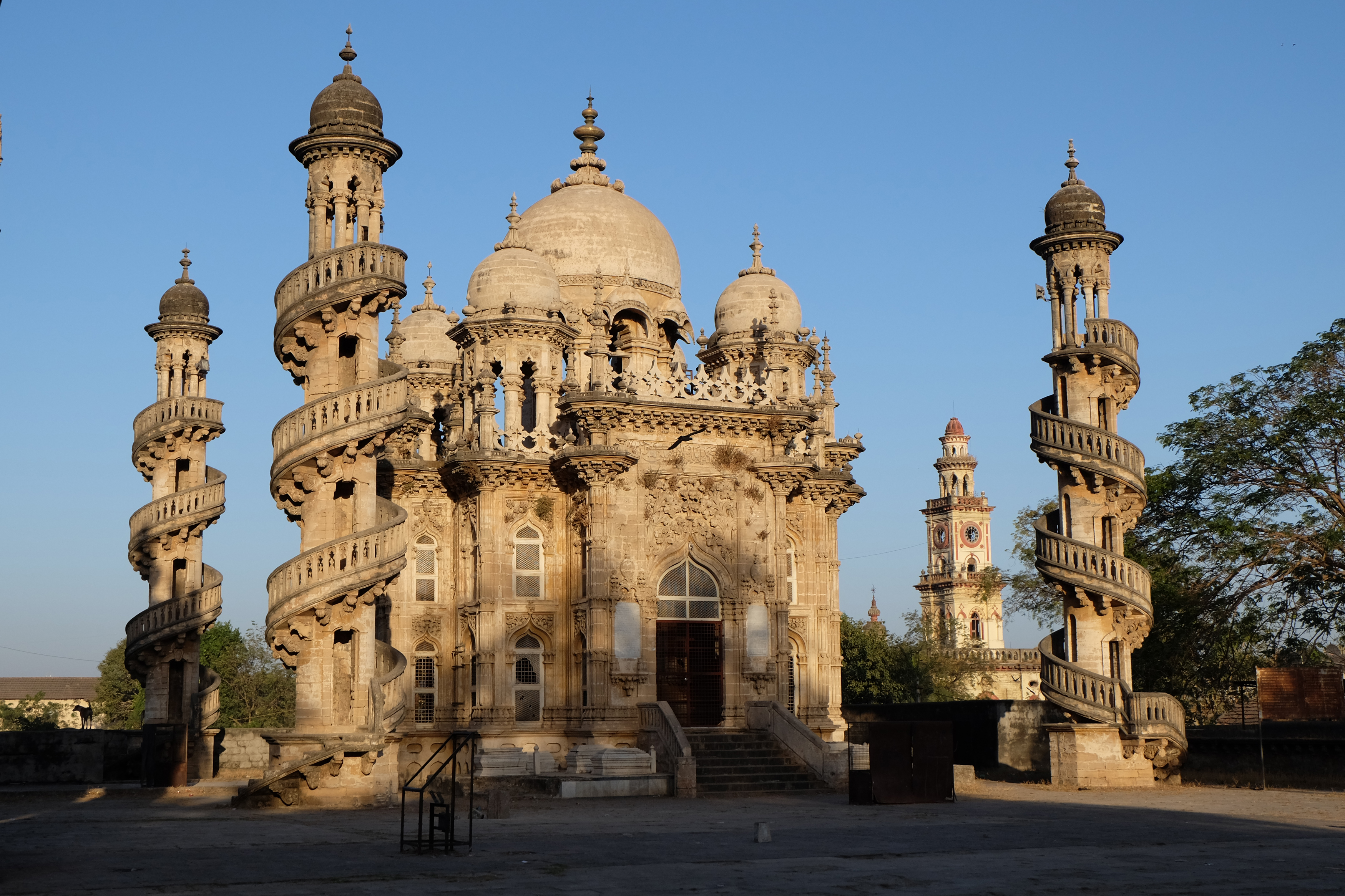 Mausolée du Vizir à Junagadh Mausolée du Vizir à Junagadh