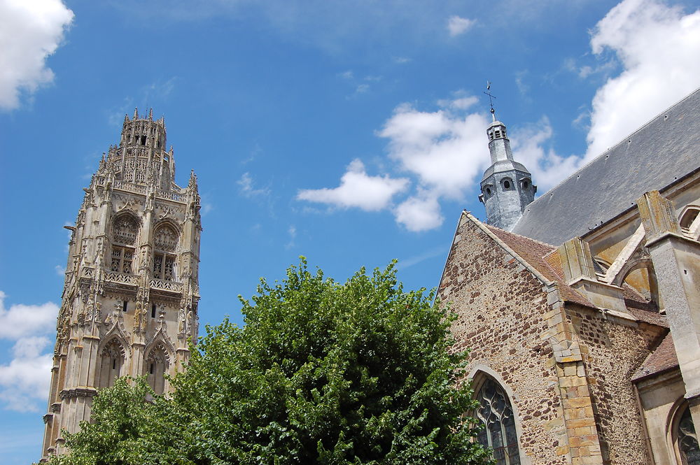 Tour de l'église de la Madeleine