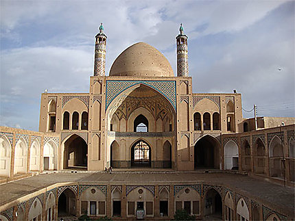 Mosquée de Agha Bozorg