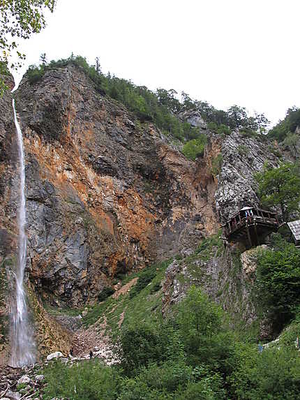 Cascade Rinka