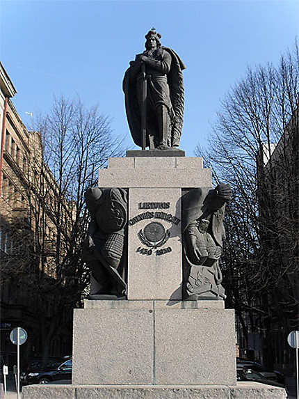 Statue de Vytautas le Grand
