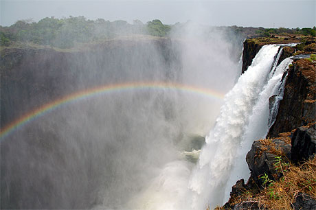 Arc en ciel aux chutes Victoria Arc en ciel aux chutes Victoria