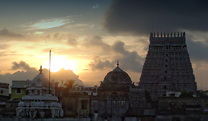 Coucher de soleil sur les temples de Kumbakonam