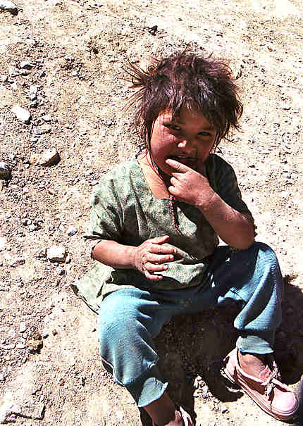 Une enfant au village de Kibber