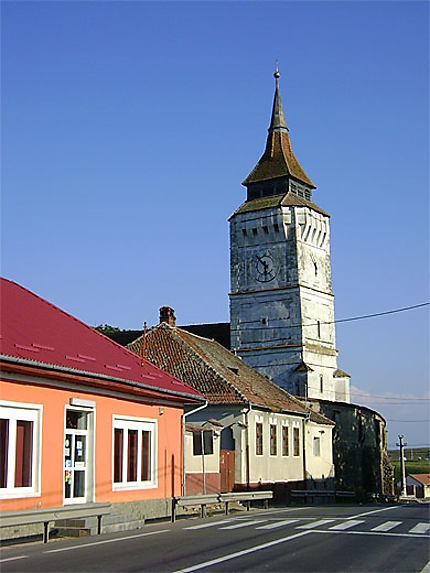 Eglise fortifiée de Rotbav