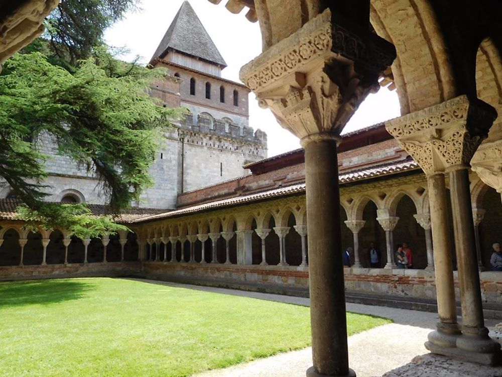 Le très beau cloître de Moissac