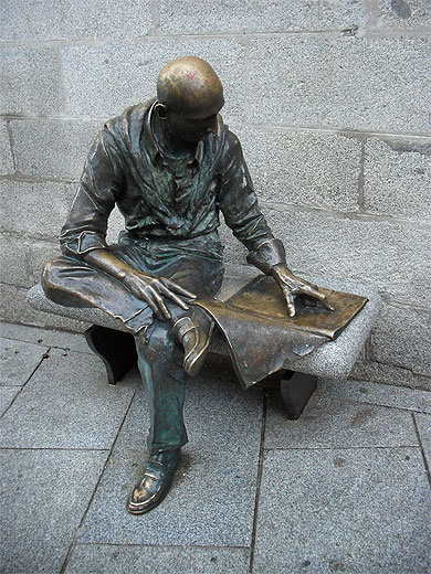 Statue Statue