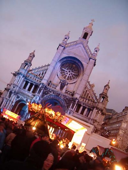 Marché de Noël devant l'église Sainte Catherine