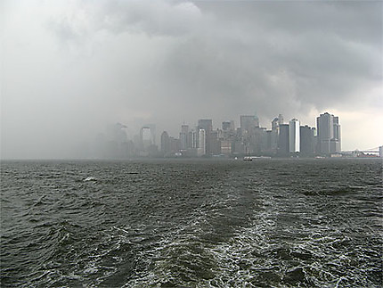 Manhattan disparaît sous l'orage