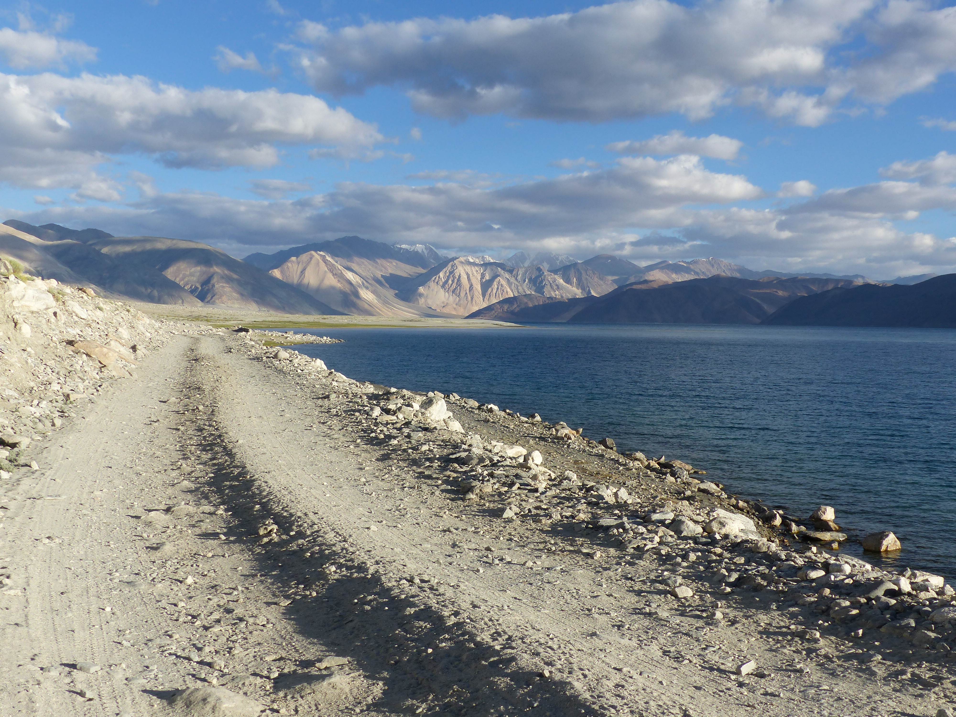 Pangong Road Lake, Inde Pangong Road Lake, Inde