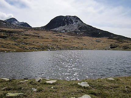 Petit lac sans nom au-dessus de l'étang de Lanoux
