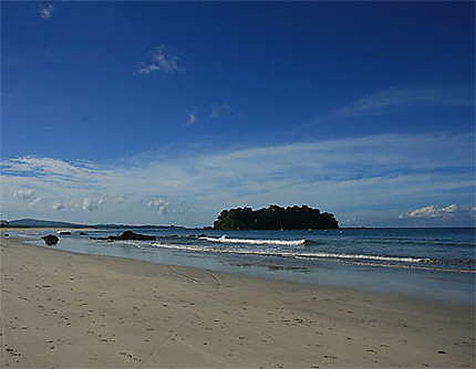 Ngwe Saung Beach