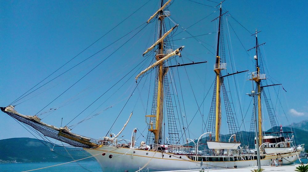 Au port de Tivat, Monténégro