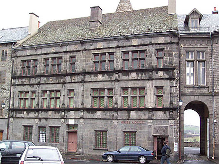 Hôtel des Consuls de Saint-Flour - Gulwenn Torrebenn