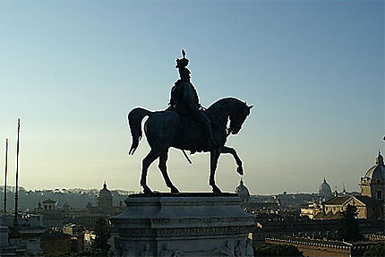 La silhouette du roi Victor-Emmanuel II